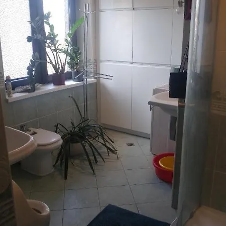 Pokoj W Domu Z Duzym Ogrodem Krakow Exterior photo